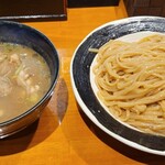 ラーメン 坊也哲 - ビューですね