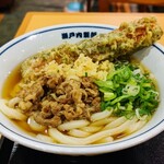 瀬戸うどん - 牛肉うどん並580円 ちくわの磯辺揚げ120円