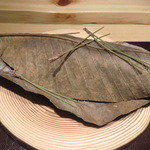 神保町 傳 - 鴨のハンバーグ
      