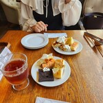 パンビュッフェ&肉イタリアン 茶屋町 ファクトリーカフェ - 