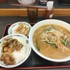 日高屋 - 焼鶏丼×餃子×味噌ラーメンセット￥1,000