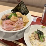 燃えよ麺助 - 