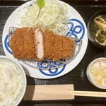 Tonkatsu Maisen - 茶美豚ロースかつ膳(1850円)