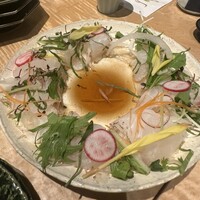対馬のどぐろとイカ活き造り 博多 魚蔵 都ホテル店 - 