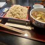 一二三屋 - ★鴨せいろ蕎麦
      つけ汁が半端ない！鴨から凄く出汁も出てる♪
      蕎麦が終わった後も、そば湯で割って全部飲み干す。
      1回食うと忘れらんない味！(あくまで個人的感想)
      激ウマ♡