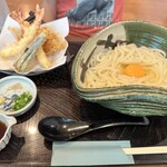 Sawa - 釜玉うどんと海老天