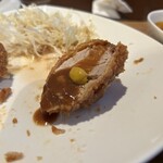 ももやま - ゴマとんかつソース&からし