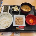 なか卯 - こだわり卵の納豆朝食（ごはん小盛）［340円］