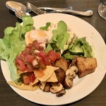 ロウリーズ・ザ・プライムリブ - 一皿目