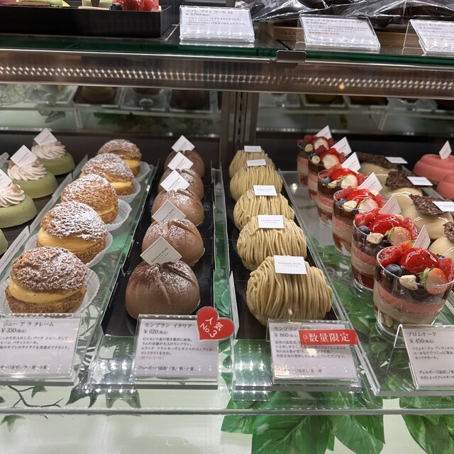 カズノリ イケダ アンディヴィデュエル エスパル仙台店（kazunori ikeda individuel） - 仙台（ケーキ）の写真