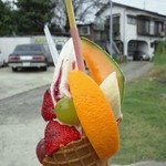 後ろにバナナも。