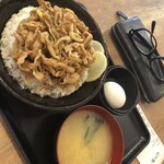 伝説のすた丼屋  - 