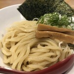 つけめんや 泉 - 麺少なめ