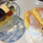 たまごとこなと - 友人初めてだったのでプレーンもフルーツジュレと共に