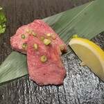 黒毛和牛 焼肉 山喜 - 