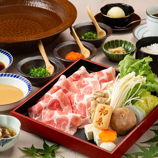 厳選した九州の豚肉を堪能できる「豚しゃぶ」も是非どうぞ