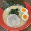 横浜家系ラーメン 赤家 粉浜西店