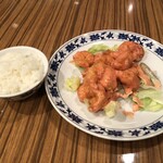 重慶飯店 - 平日限定サービスランチ　海老の明太マヨネーズ和え