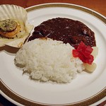 焼津グランドホテル - 夕食のカレーは意外と美味いですｗ　ホタテはその場で焼いてくれますｗ