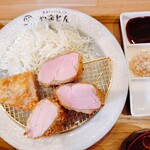 厚切りレアとんかつ やまとん - 