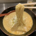 Takasaki Hatayama - 担担麺麺アップ