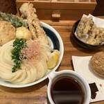 讃岐うどん　志成 - 