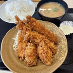 かつや - 海鮮フライ定食¥890