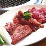 焼肉金金 - カルビ、若鶏モモ、ロース盛合せ
