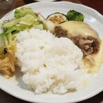 キッチン ブルー グローブ - ２回目もご飯、サラダ、お新香をワンプレート