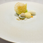 レミニセンス - 天使音メロン
      浜松の天使音メロンは、まさに食べ頃で甘くて美味しい