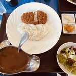 亀山ゴルフクラブ - カツカレー　1870円