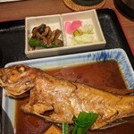 魚屋食堂 魚吉三平 - 甘鯛の煮付け