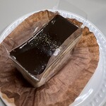 GODIVA - キャラメルショコラムース 756円