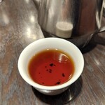 Saikoushin kan - 普洱茶、時間が経つとこんなに濃く