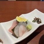酒肴場 屯 - サワラ、真鯛昆布〆、ヒラメ