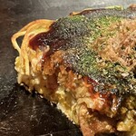 象屋 - 麺･豚･生地の3層がいい感じにやさしくマッチ