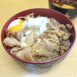 味処 つくし - 豚丼（中）。普通に大盛ですよ。