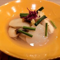 馬車道 大かわ - 蕪と冬瓜と貝の葛仕立て