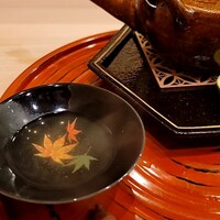馬車道 大かわ - 色が変わる器