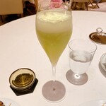 ロオジエ - シャインマスカットのノンアルカクテル