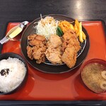 ふじやからあげ - 唐揚げ定食（和風，にんにく，仙台味噌・大）