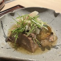 肉懐石 凜然 - 黒毛和牛のタンと秋茄子のフカヒレ餡