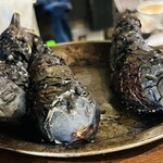 バルハチゴー - カウンターの焼きナス