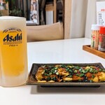 大川 - ビール＆とん平焼き