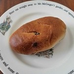 天然酵母のパン イーサタケ - レーズンハード