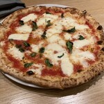 DUMBO PIZZA FACTORY - ピッツァ・マルゲリータ