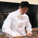 アカ - 男前はうつむいてもカッコイイ！