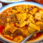 中国料理　稲金 - 麻婆豆腐
辣油はたっぷりですが、花椒は掛かっていません。