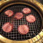 焼肉せんりゅう - 