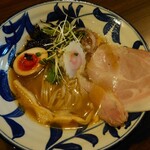 串焼 鶏白湯 極み鶏 - 鴨煮干し白醤油らぁめん